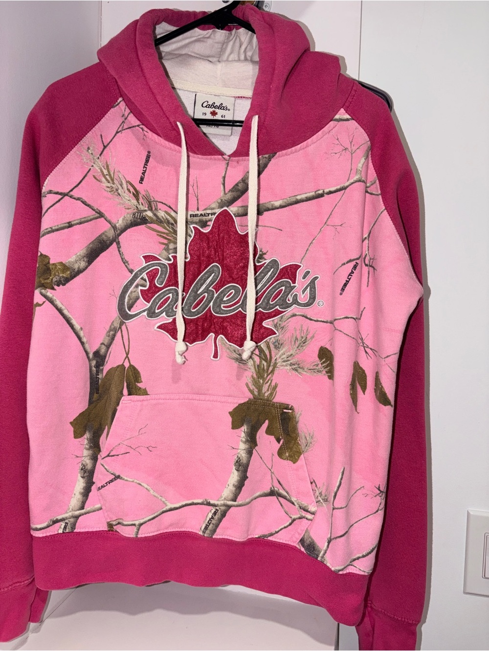 Cabela's Realtree Pink Camo Hoodie Size XL